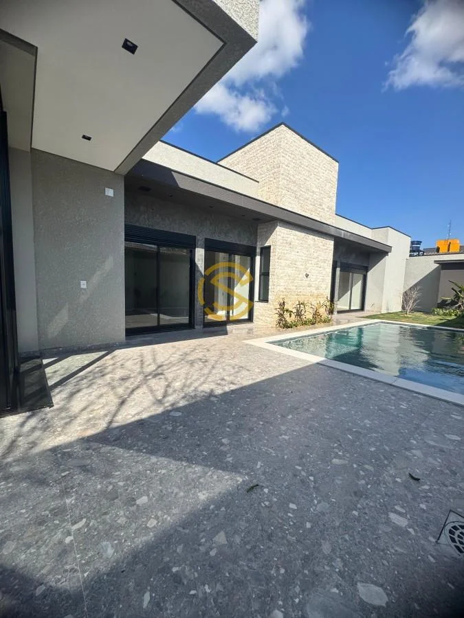 Casa para Venda em Cascavel, SÃO CRISTOVÃO, 5 dormitórios, 5 suítes, 4 vagas