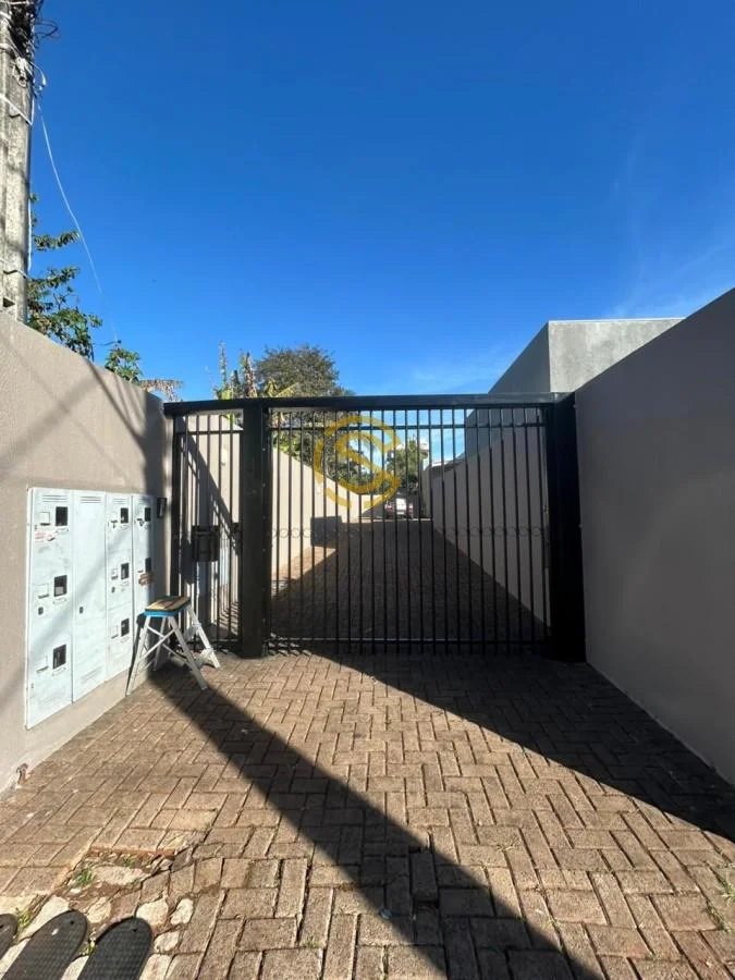 Casa para Venda em Cascavel, CANCELLI, 2 dormitórios, 1 banheiro
