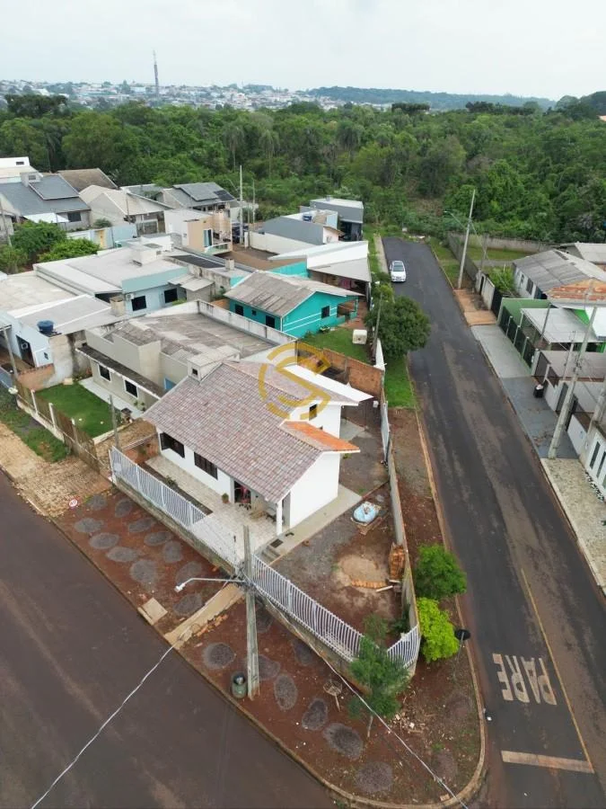 Casa para Venda em Santa Tereza do Oeste, Santa Fé, 3 dormitórios, 1 suíte, 2 banheiros, 2 vagas