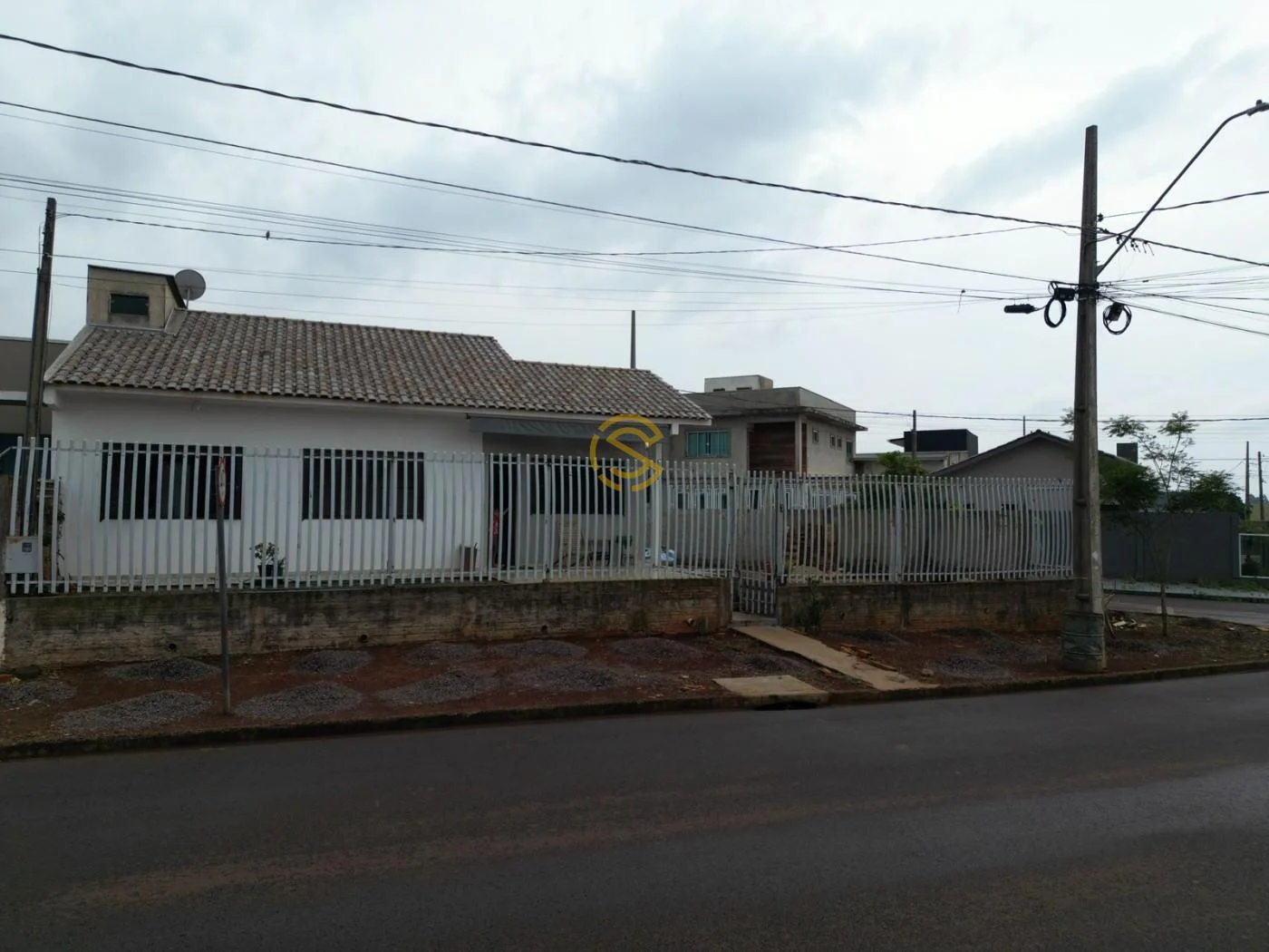 Casa para Venda em Santa Tereza do Oeste, Santa Fé, 3 dormitórios, 1 suíte, 2 banheiros, 2 vagas
