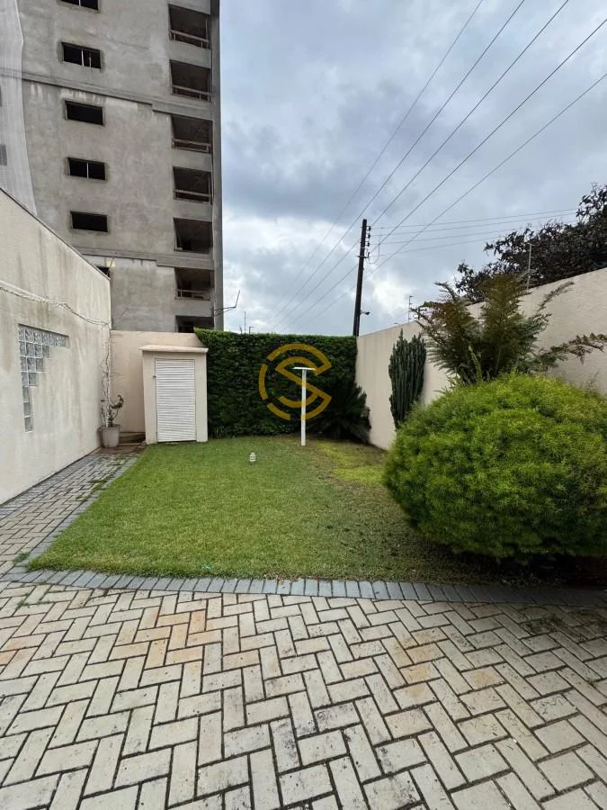 Casa para Venda em Cascavel, Coqueiral, 4 dormitórios, 1 suíte, 2 banheiros, 8 vagas