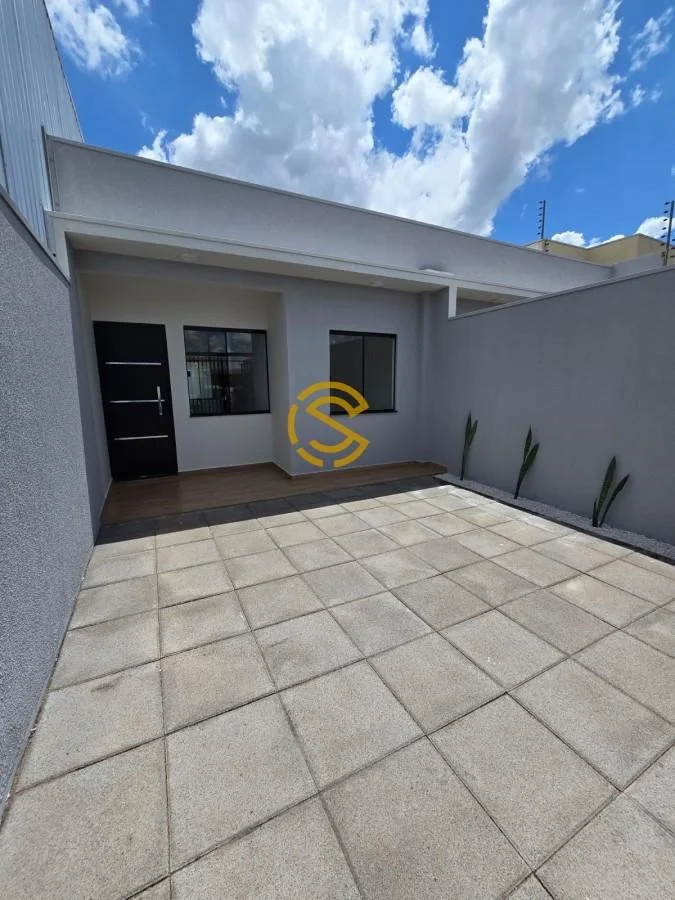 Casa para Venda em Cascavel, Floresta, 2 dormitórios, 1 banheiro, 2 vagas