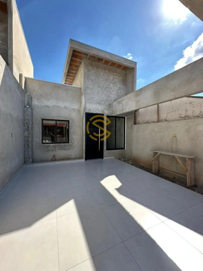 Casa para Venda em Toledo, Jardim Europa, 2 dormitórios, 1 banheiro, 2 vagas
