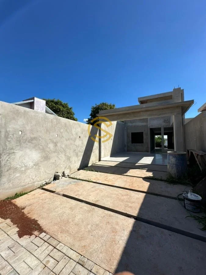 Casa para Venda em Toledo, Jardim Europa, 2 dormitórios, 1 banheiro, 2 vagas