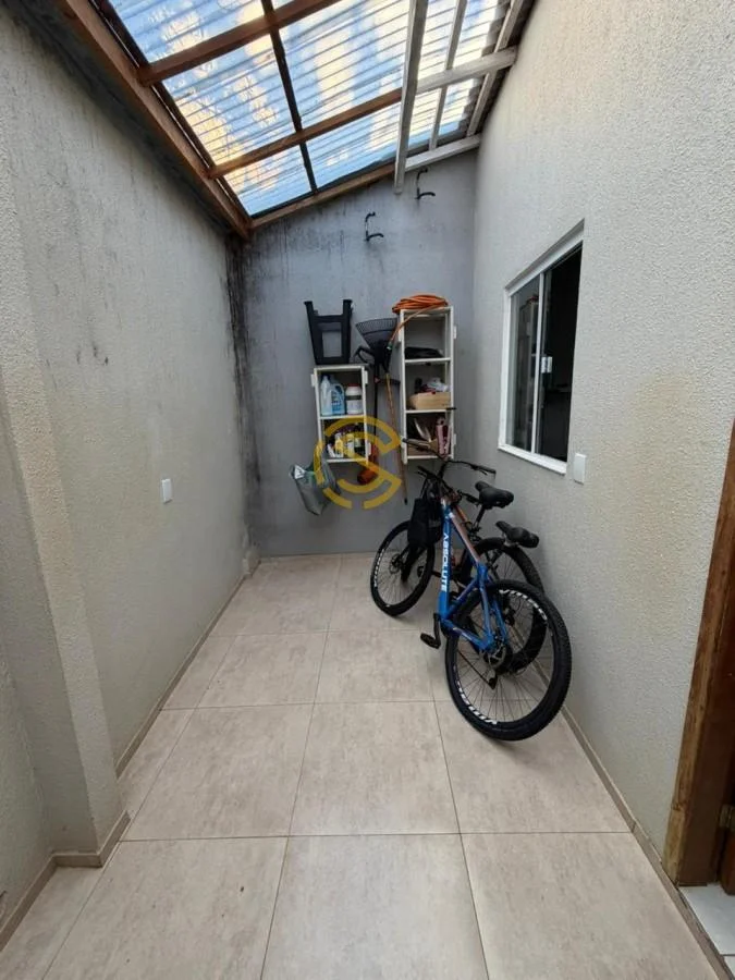Casa para Venda em Cascavel, Nova York, 2 dormitórios, 1 banheiro, 1 vaga
