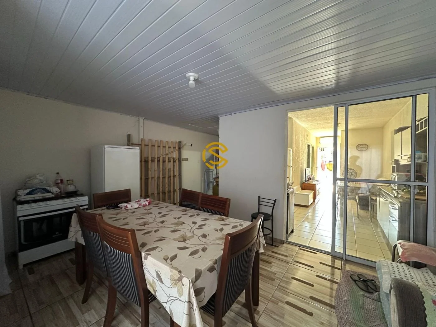 Casa em Condomínio para Venda em Cascavel, Parque Verde, 2 dormitórios, 1 banheiro, 1 vaga
