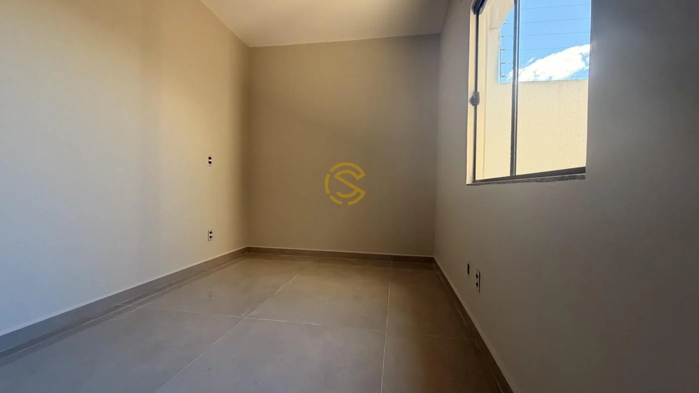 Casa para Venda em Cascavel, Paraiso Tropical 1, 3 dormitórios, 1 suíte, 1 banheiro, 2 vagas