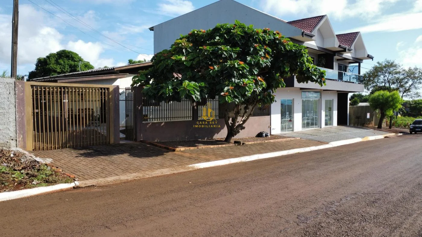 Casa para Venda em Santa Tereza do Oeste, Centro, 3 dormitórios, 1 banheiro, 2 vagas