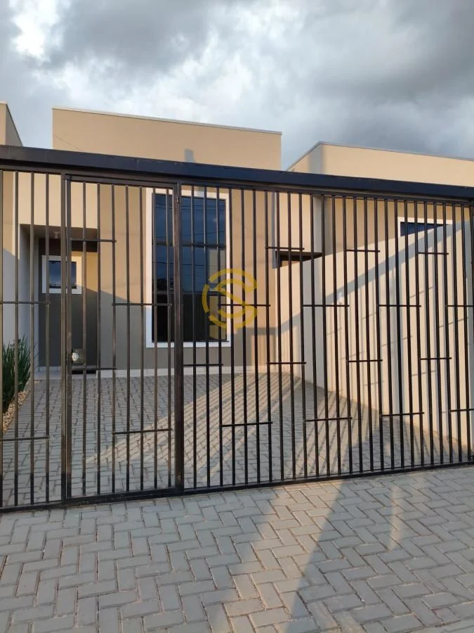 Casa para Venda em Santa Tereza do Oeste, 3 dormitórios, 1 banheiro, 2 vagas