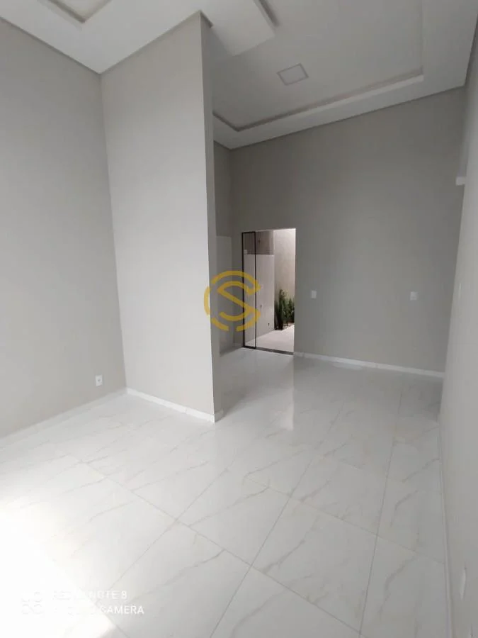 Casa para Venda em Santa Tereza do Oeste, 3 dormitórios, 1 banheiro, 2 vagas