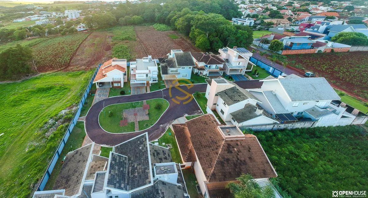 Sobrado para Venda em Toledo, Jardim Pancera, 2 dormitórios, 1 suíte, 1 banheiro, 2 vagas