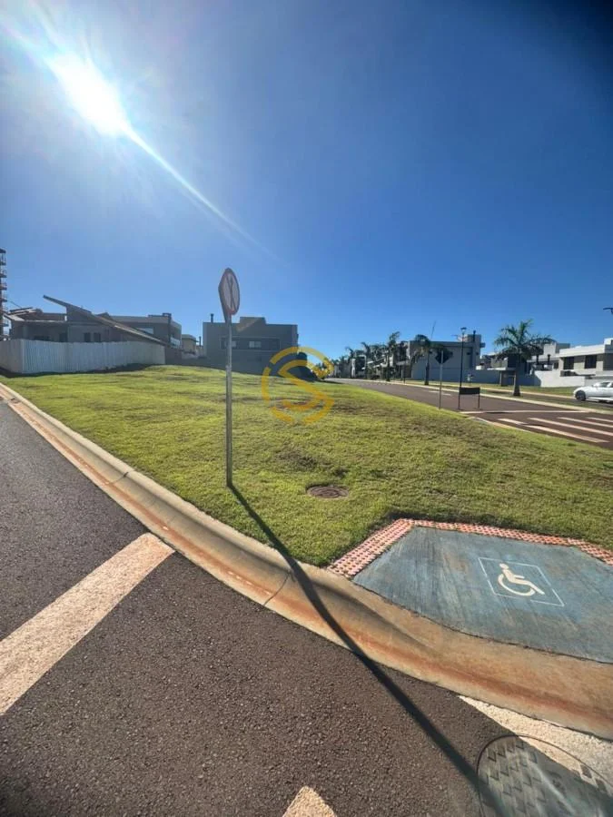 Terreno para Venda em Cascavel, CANCELLI