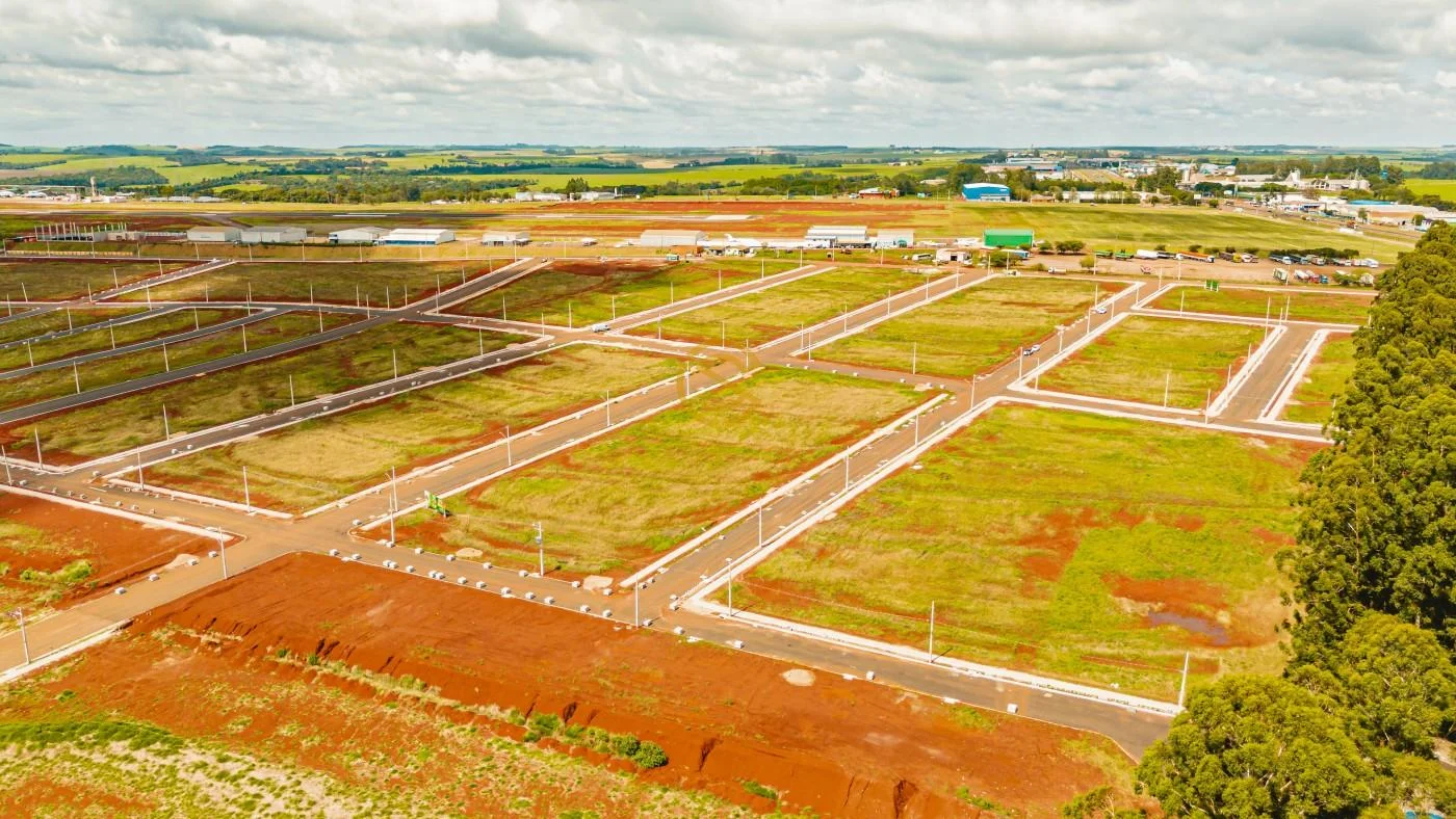 Terreno para Venda em Cascavel, Guarujá