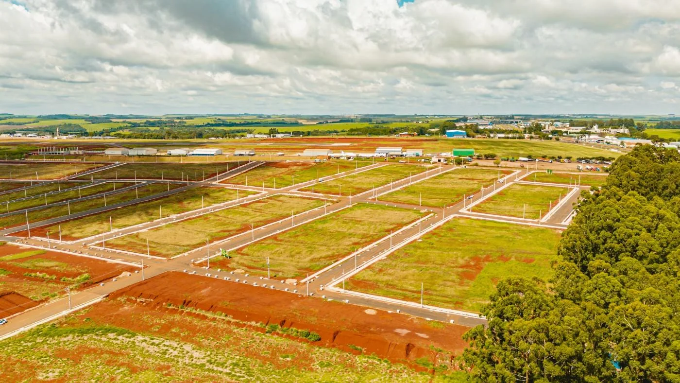 Terreno para Venda em Cascavel, Guarujá