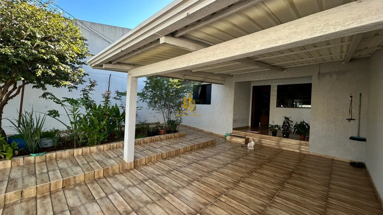 Casa para Venda em Cascavel, Cidade Verde, 3 dormitórios, 1 banheiro, 1 vaga