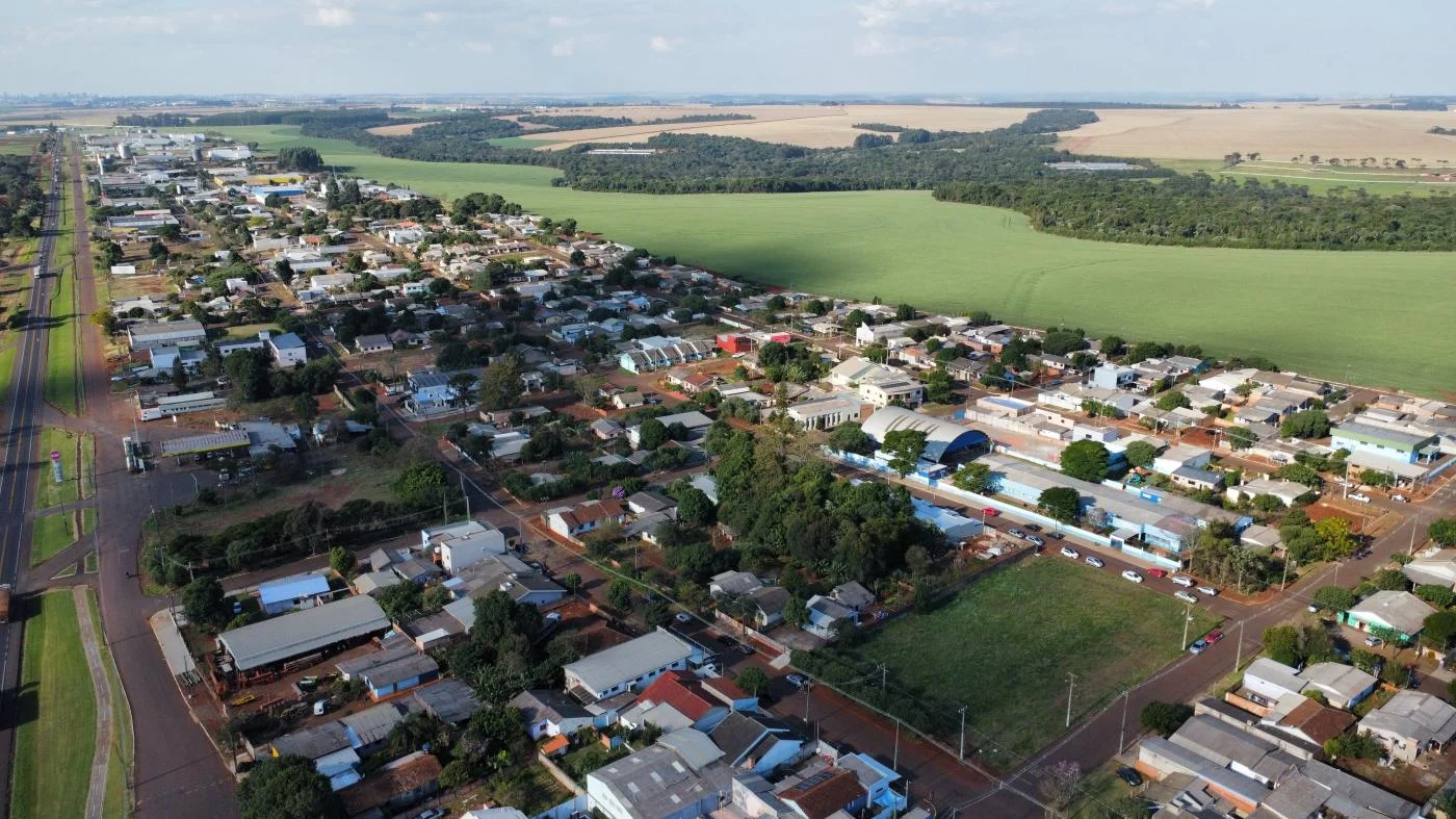 Terreno para Venda em Santa Tereza do Oeste, Centro