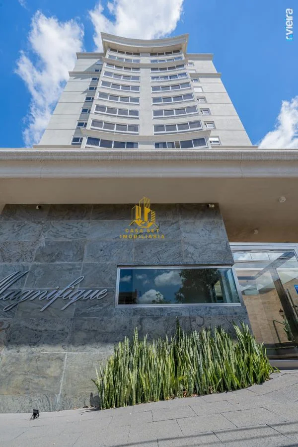 Apartamento para Venda em Cascavel, Centro, 4 dormitórios, 4 suítes, 4 vagas