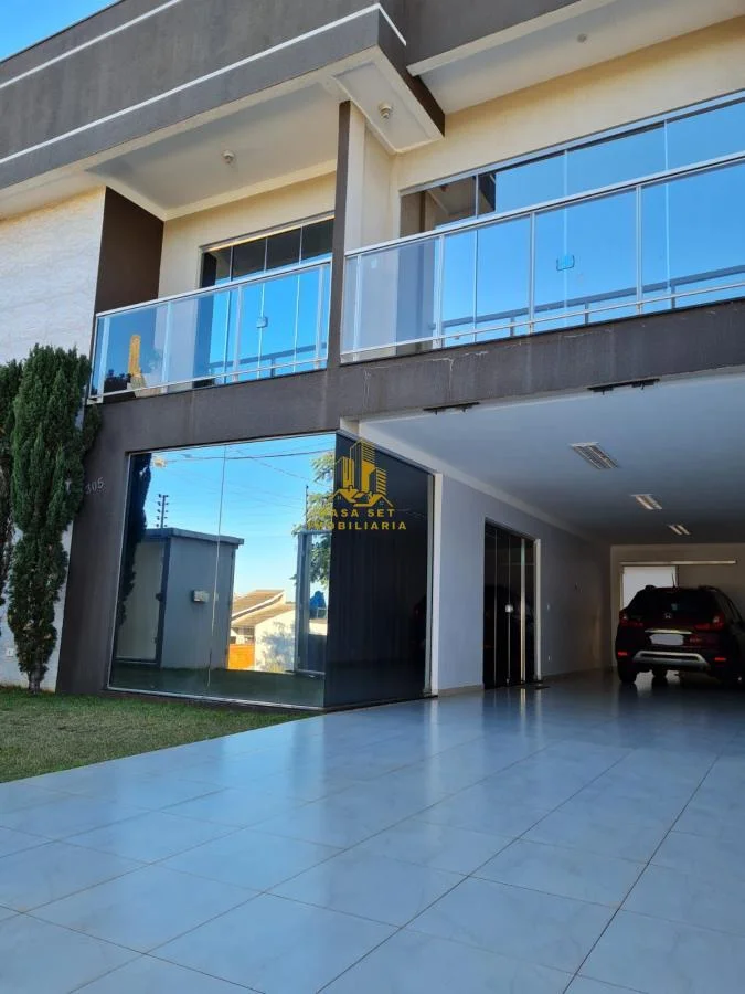 Sobrado para Venda em Cascavel, Pioneiros Catarinenses, 3 dormitórios, 1 suíte, 4 banheiros, 3 vagas