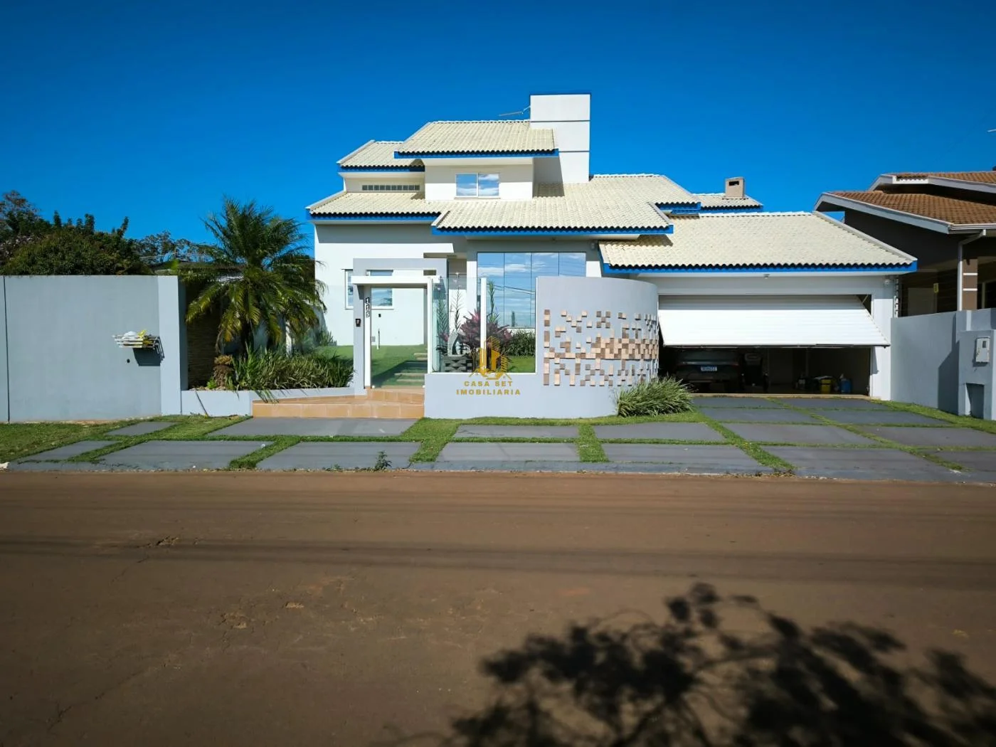 Sobrado para Venda em Santa Tereza do Oeste, Manucelli, 3 dormitórios, 1 suíte, 3 banheiros, 2 vagas