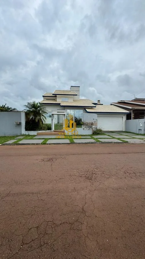 Sobrado para Venda em Santa Tereza do Oeste, Manucelli, 3 dormitórios, 1 suíte, 3 banheiros, 2 vagas
