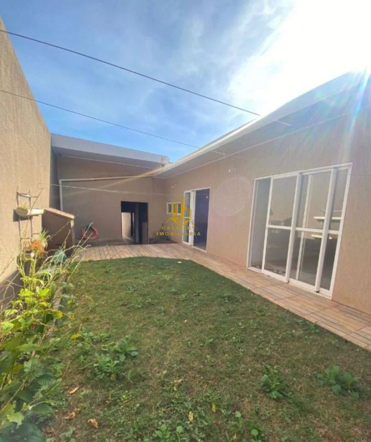 Casa para Venda em Cascavel, Cascavel Velho, 3 dormitórios, 1 suíte, 2 banheiros, 1 vaga