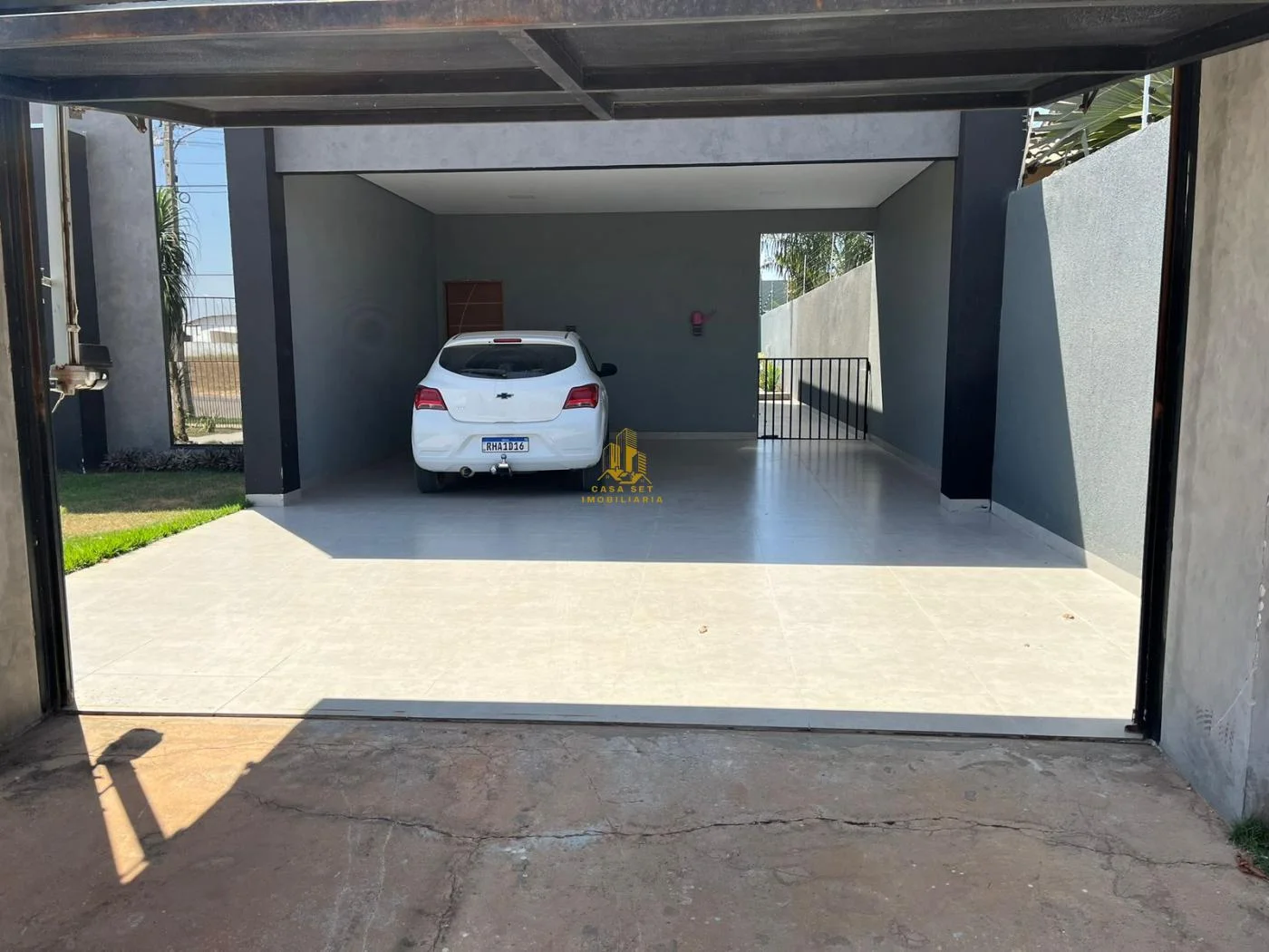 Casa para Venda em Lucas do Rio Verde, Bandeirantes, 4 dormitórios, 1 suíte, 3 banheiros, 4 vagas