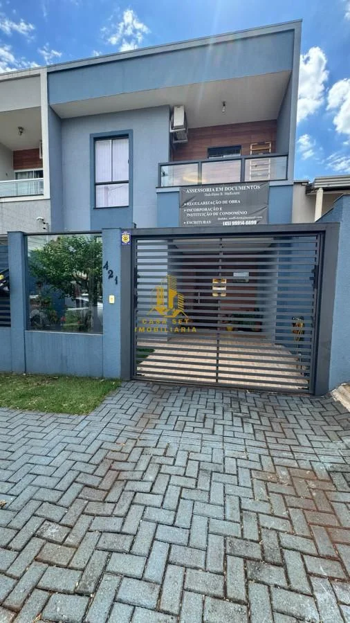 Sobrado para Venda em Cascavel, Alto Alegre, 3 dormitórios, 1 suíte, 2 banheiros, 1 vaga