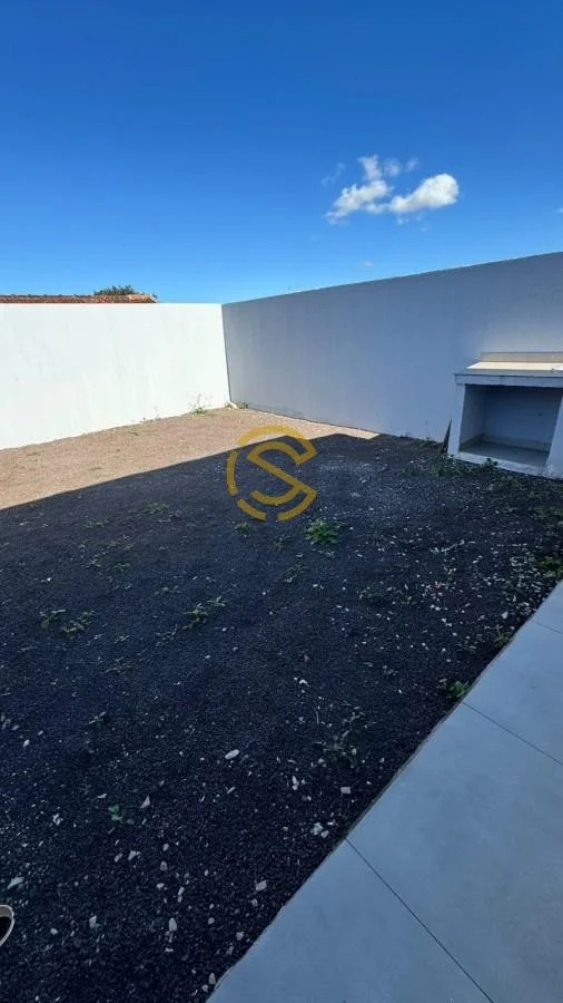 Casa para Venda em Cascavel, Santa Felicidade, 3 dormitórios, 1 suíte, 2 banheiros, 2 vagas