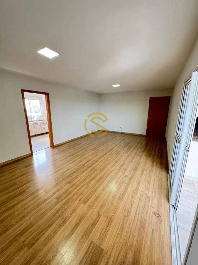 Apartamento para Venda em Cascavel, Centro, 3 dormitórios, 1 suíte, 1 banheiro, 2 vagas