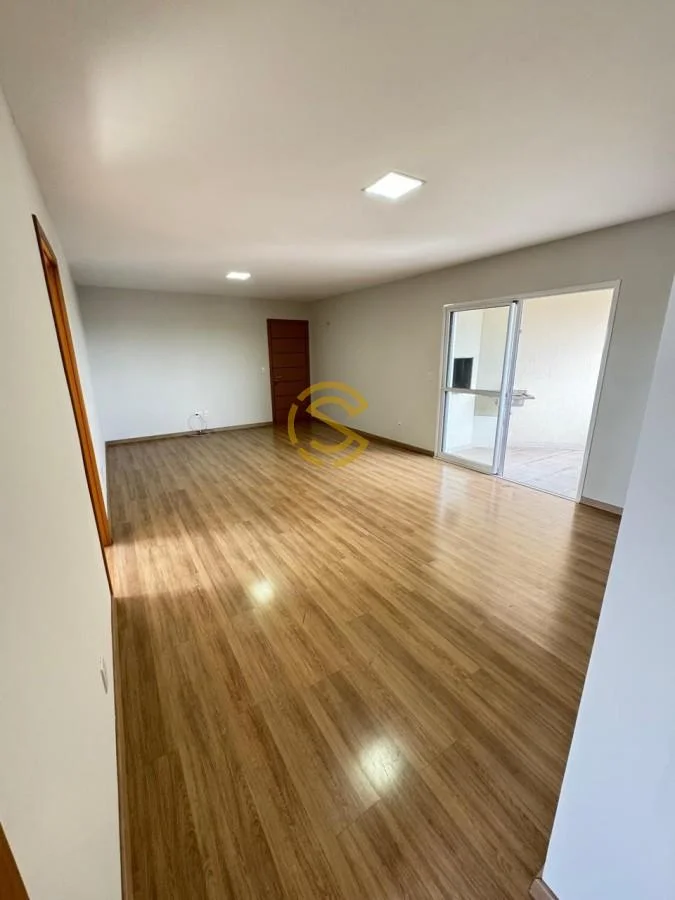 Apartamento para Venda em Cascavel, Centro, 3 dormitórios, 1 suíte, 1 banheiro, 2 vagas