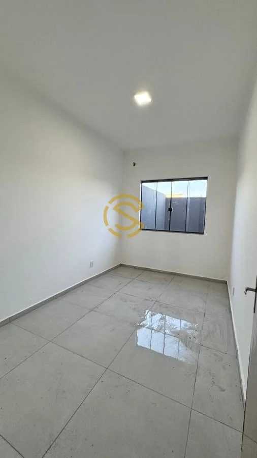 Casa para Venda em Cascavel, Ecopark, 2 dormitórios, 1 banheiro, 1 vaga