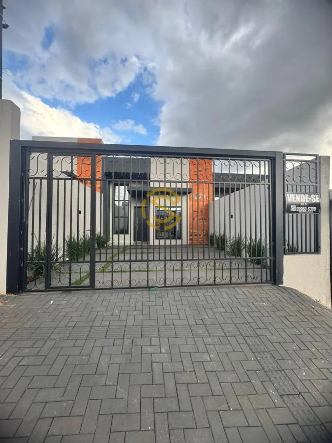 Casa para Venda em Cascavel, Cascavel Velho, 3 dormitórios, 1 suíte, 1 banheiro, 2 vagas