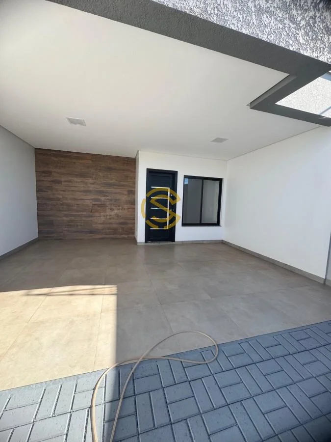 Sobrado para Venda em Cascavel, Padovani |||, 4 dormitórios, 1 suíte, 2 banheiros, 2 vagas