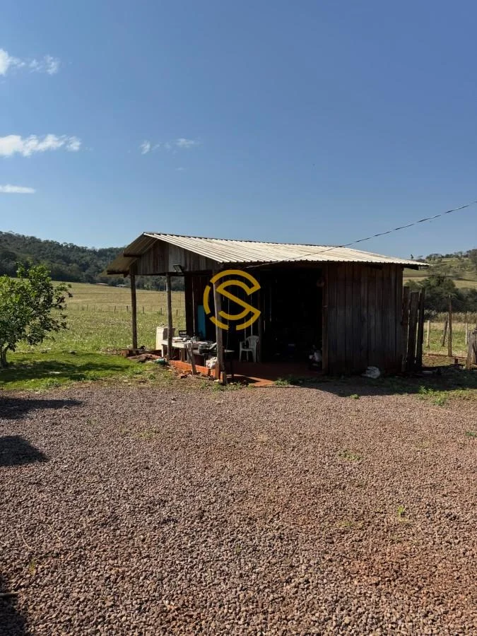 Chácara para Venda em Cascavel, Bom Retiro, 2 dormitórios, 1 banheiro