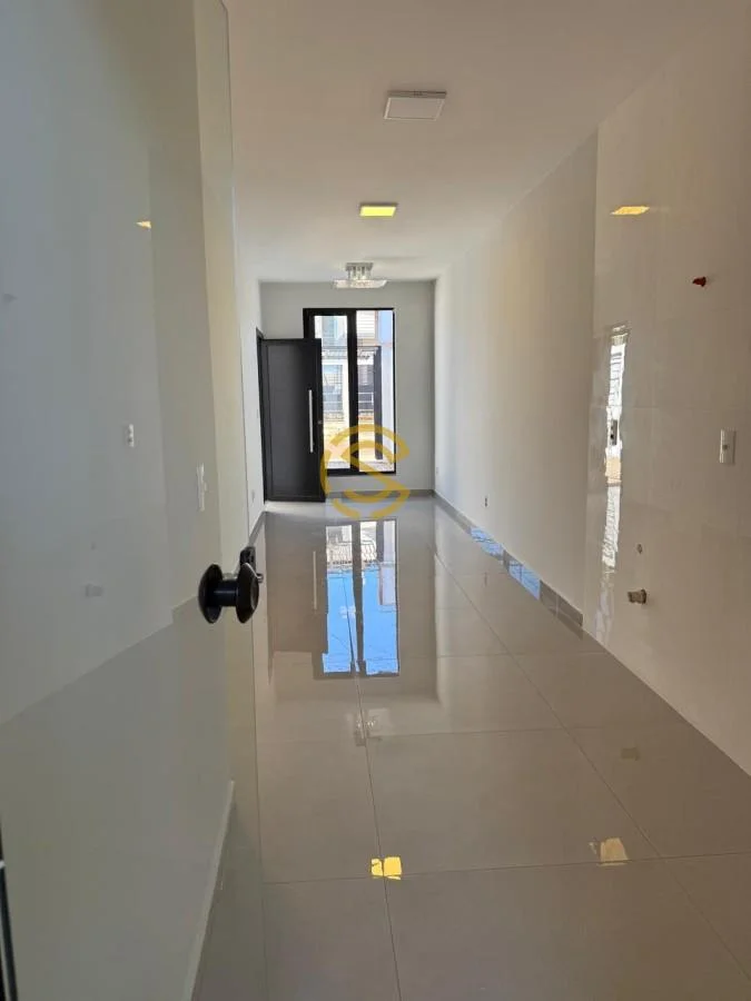 Casa para Venda em Cascavel, Vista Linda, 2 dormitórios, 1 banheiro, 2 vagas