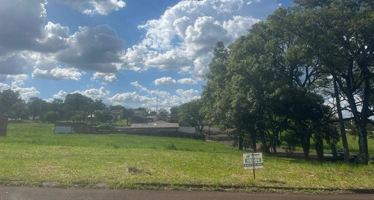 Residencial à Venda, Pacaembu - Cascavel