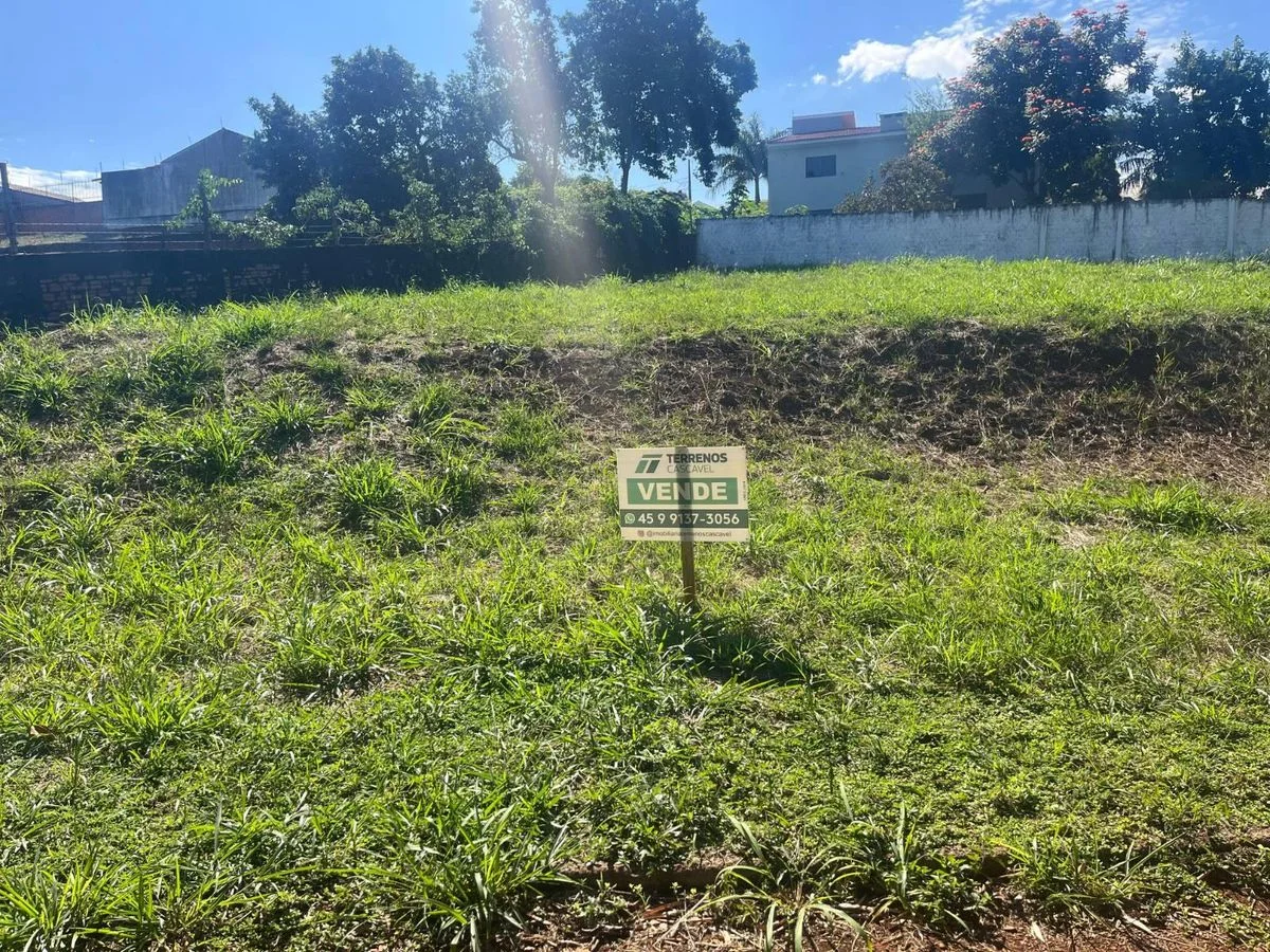Residencial à Venda, Country - Cascavel