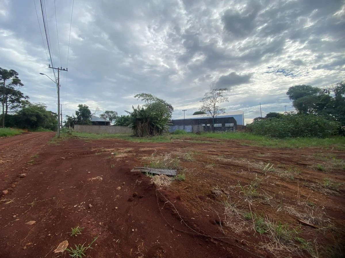 Residencial à Venda, Lago Azul - Cascavel