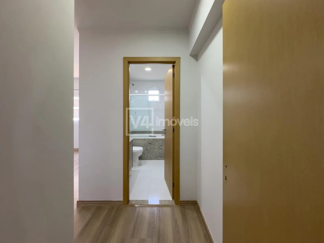 Apartamento à venda no Edifício Abraham Lincoln, Centro, CASCAVEL - PR