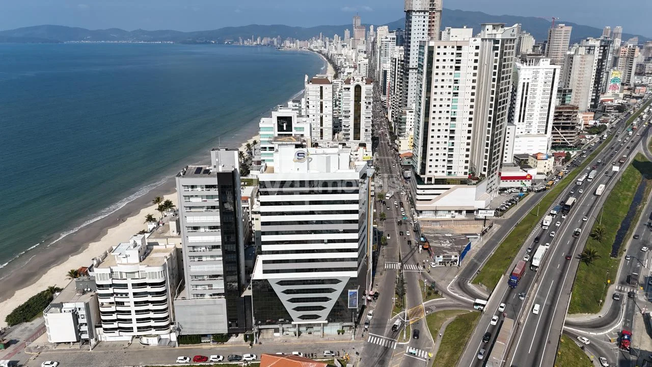 Sala Comercial à venda no Edifício Platinum Executive, Meia Praia, ITAPEMA - SC