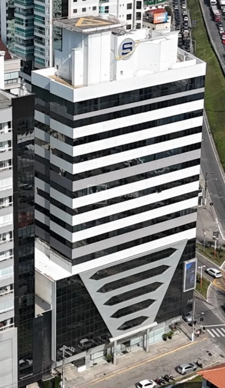 Sala Comercial à venda no Edifício Platinum Executive, Meia Praia, ITAPEMA - SC