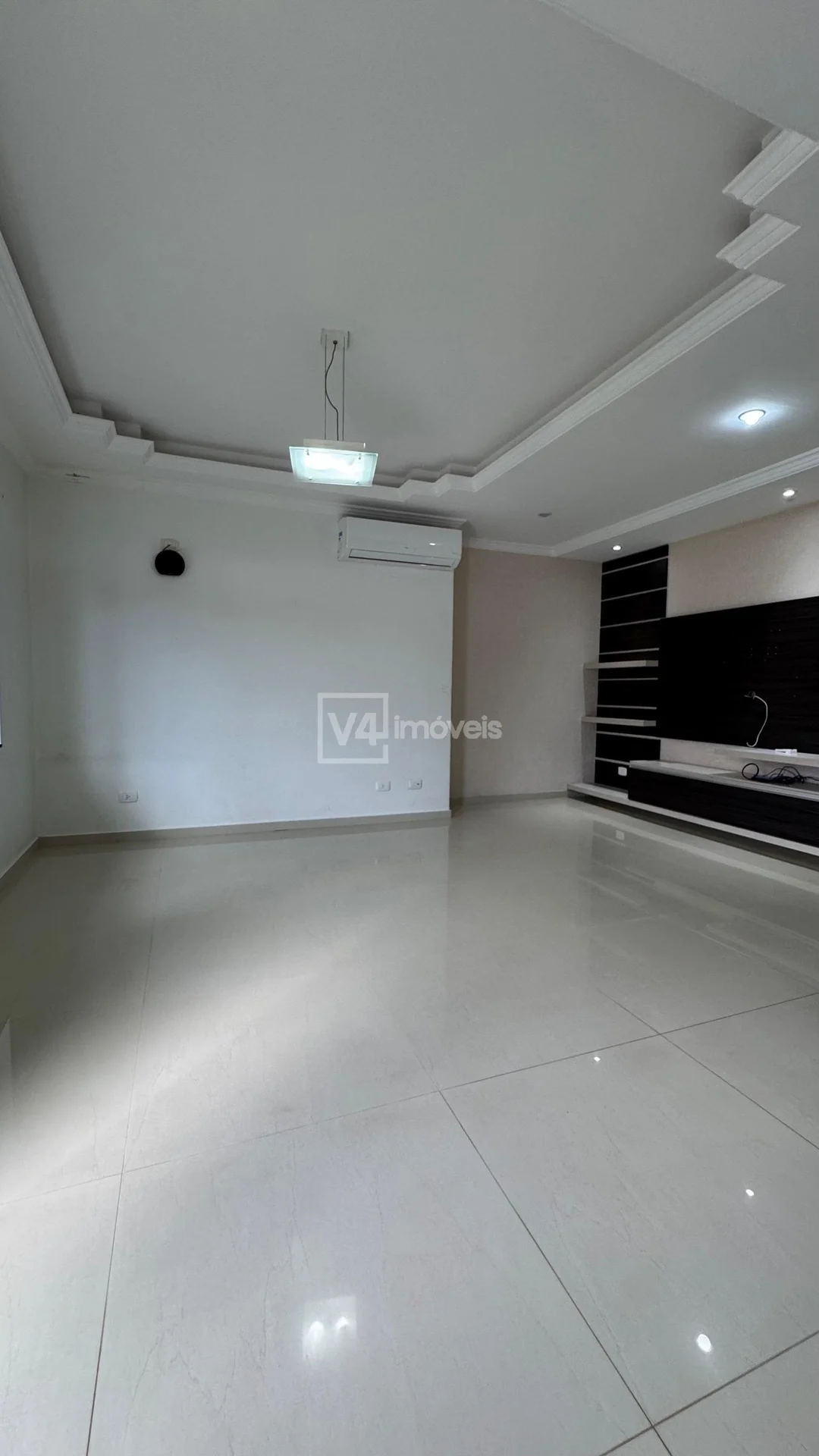 Sobrado à venda, Suíte Master, Suíte e dois quartos, Condomínio Gramado, CASCAVEL - PR