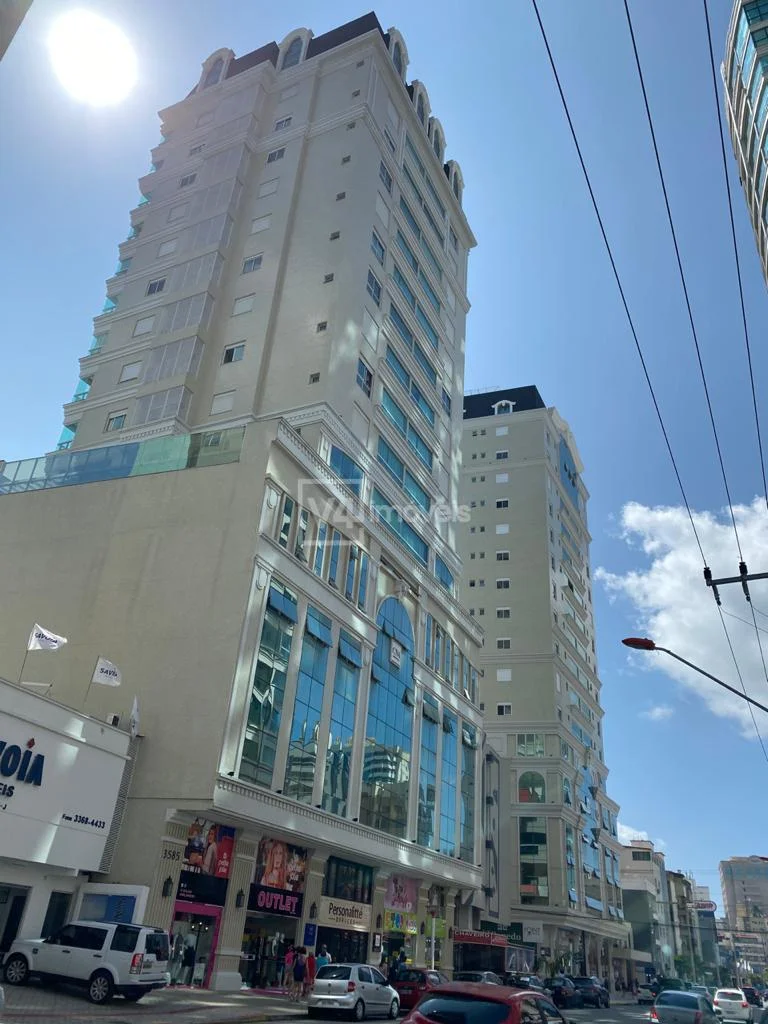 Apartamento à venda no Edifício Vogue CNA em Meia Praia, ITAPEMA - SC