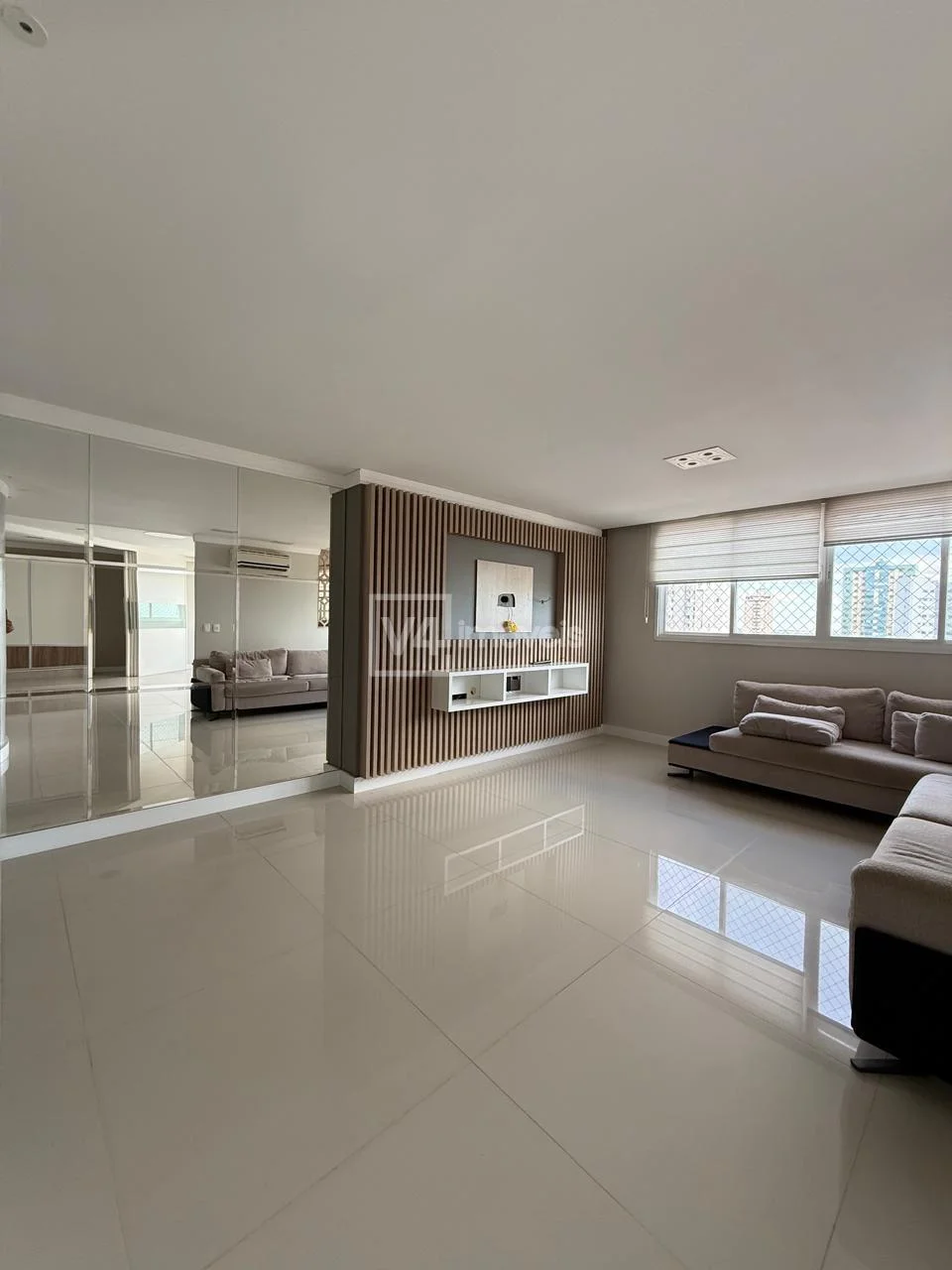 Apartamento Duplex à venda no Edifício Valentina no Centro, CASCAVEL - PR