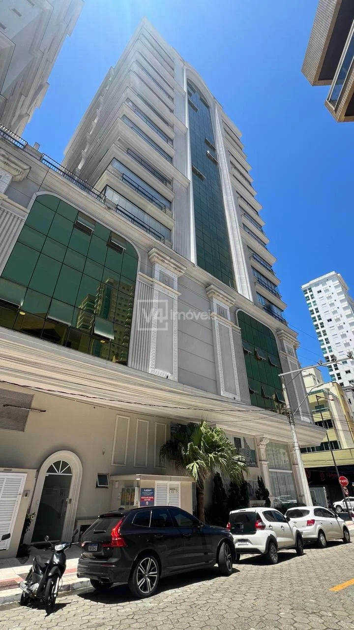 Apartamento à venda no Edifício Magnifique Imperiale , Meia Praia, ITAPEMA - SC