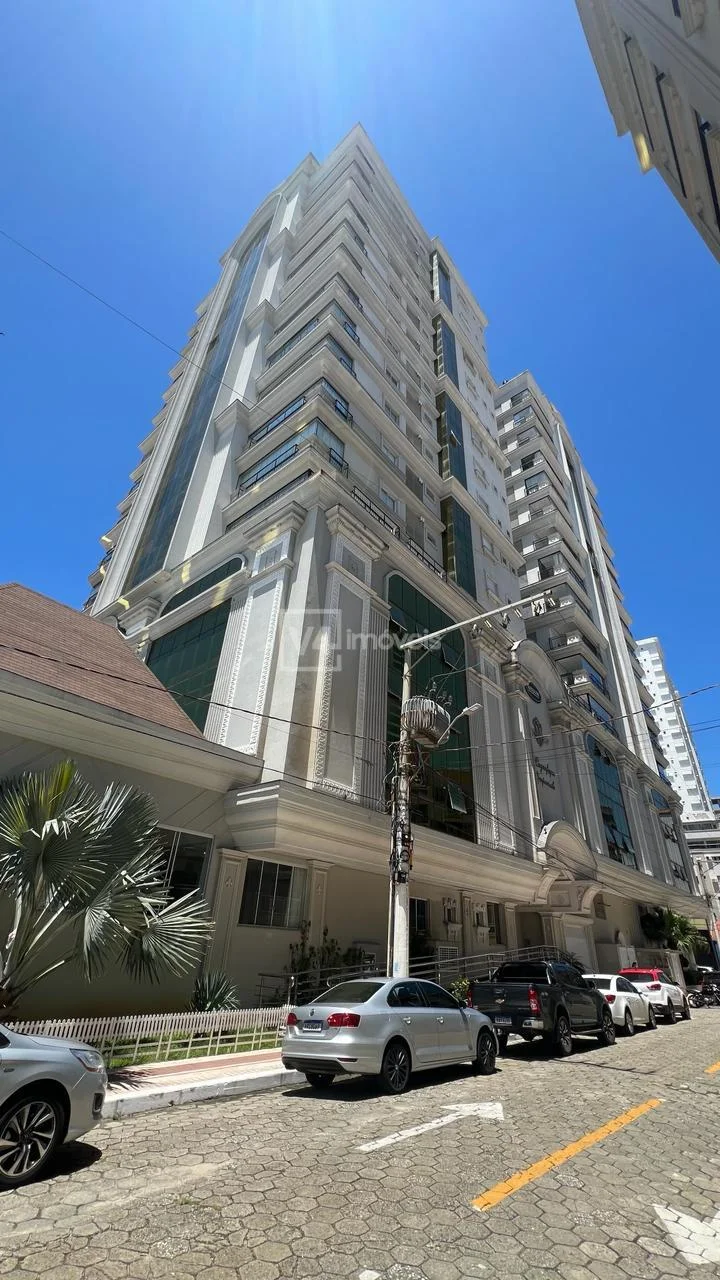 Apartamento à venda no Edifício Magnifique Imperiale , Meia Praia, ITAPEMA - SC