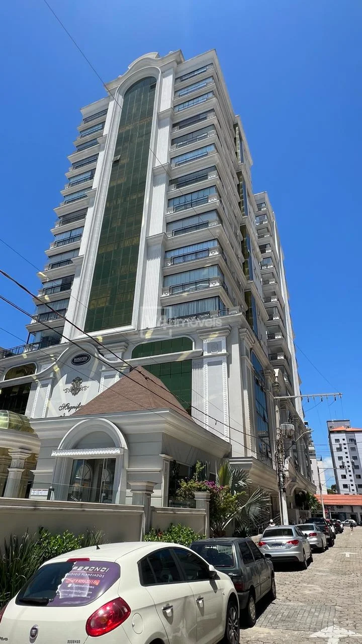 Apartamento à venda no Edifício Magnifique Imperiale , Meia Praia, ITAPEMA - SC