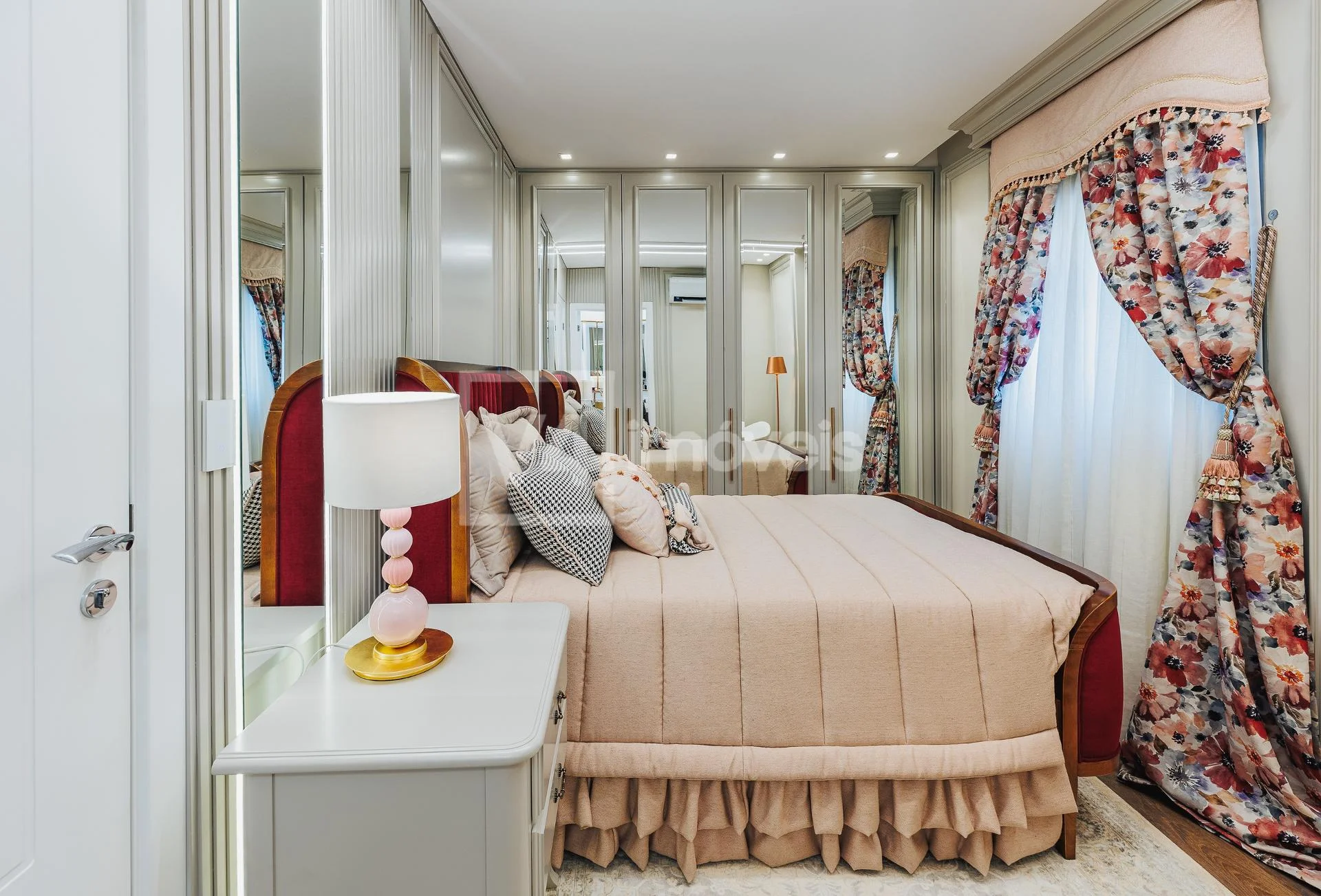 Apartamento à venda em Meia Praia, ITAPEMA - SC