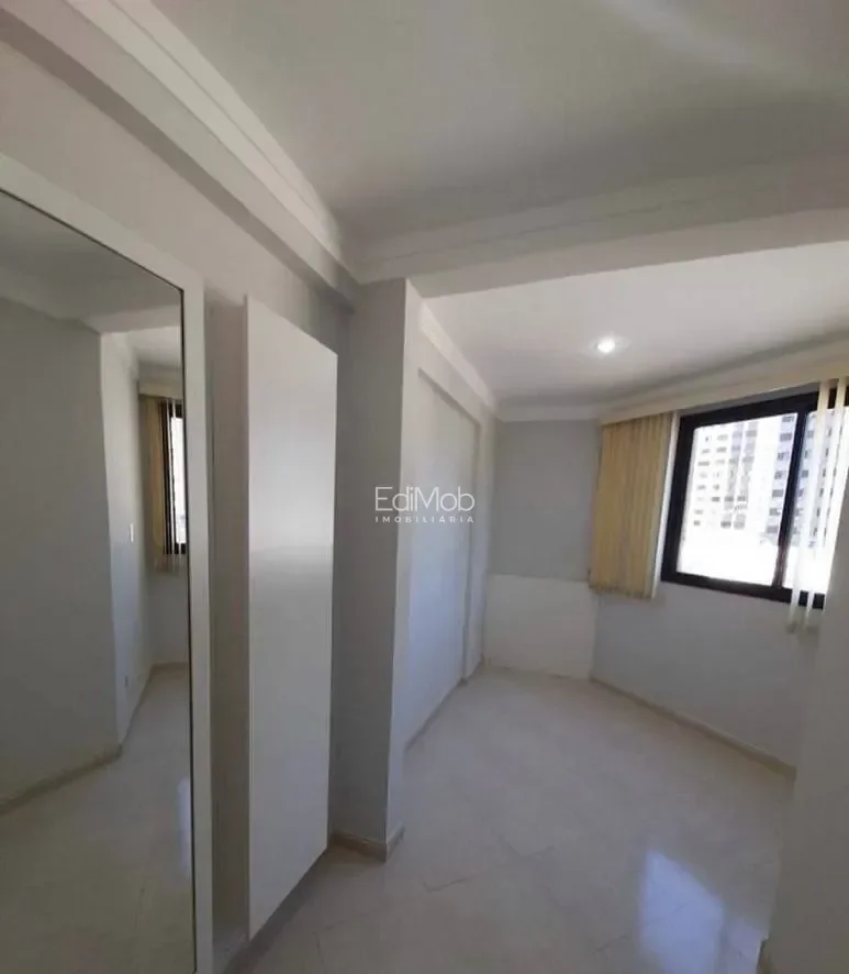Apartamento à venda em Centro, Cascavel