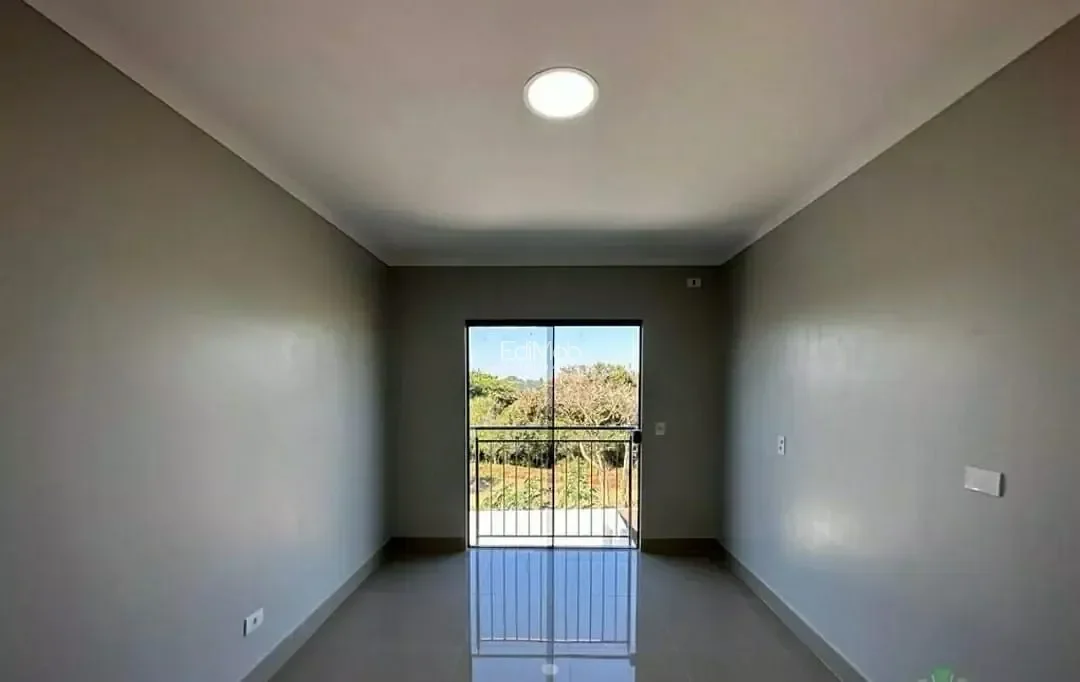 Sobrado à venda em Universitário, Cascavel